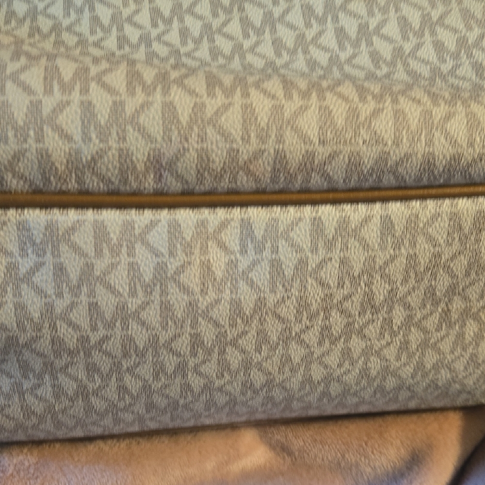 Michael Kors Monogram Cream Backpack - Picture 7 of 8